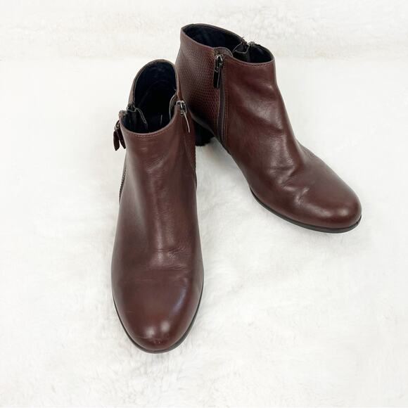 Ecco Women’s Booties Heeled Ankle Boots Zip Snake Print Brown Size 8 - Picture 2 of 9